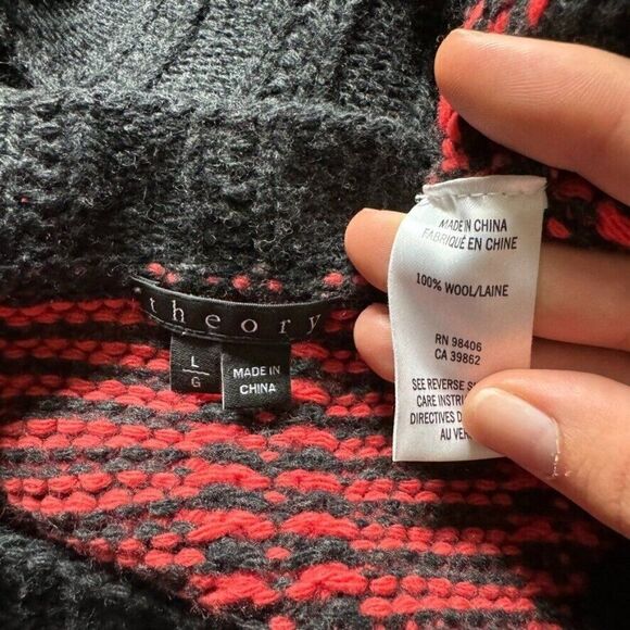 Theory Womens 100% Wool Soft Gray Red Fretta Loryella Geometric Sweater Sz L - Picture 2 of 9